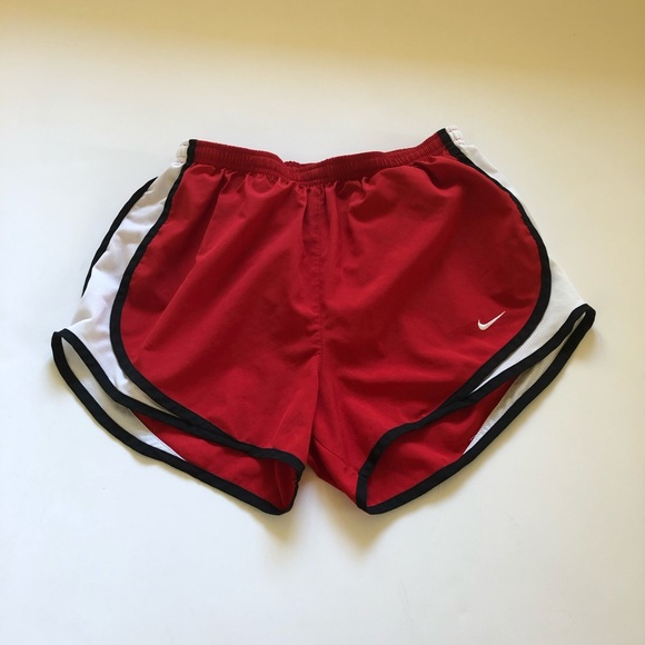 nike red womens shorts